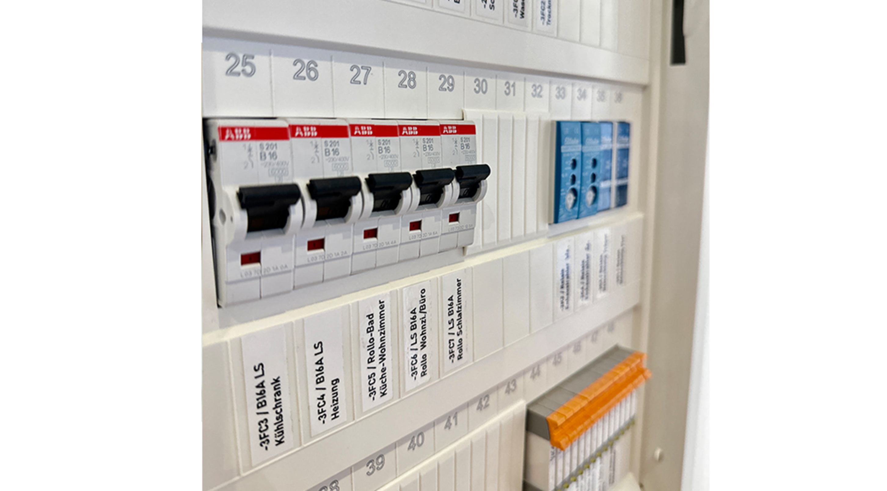 Verteilungs­bau bei Max Bettinger Elektrotechnik in Großenlüder